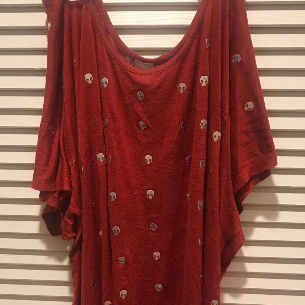 Tee shirt